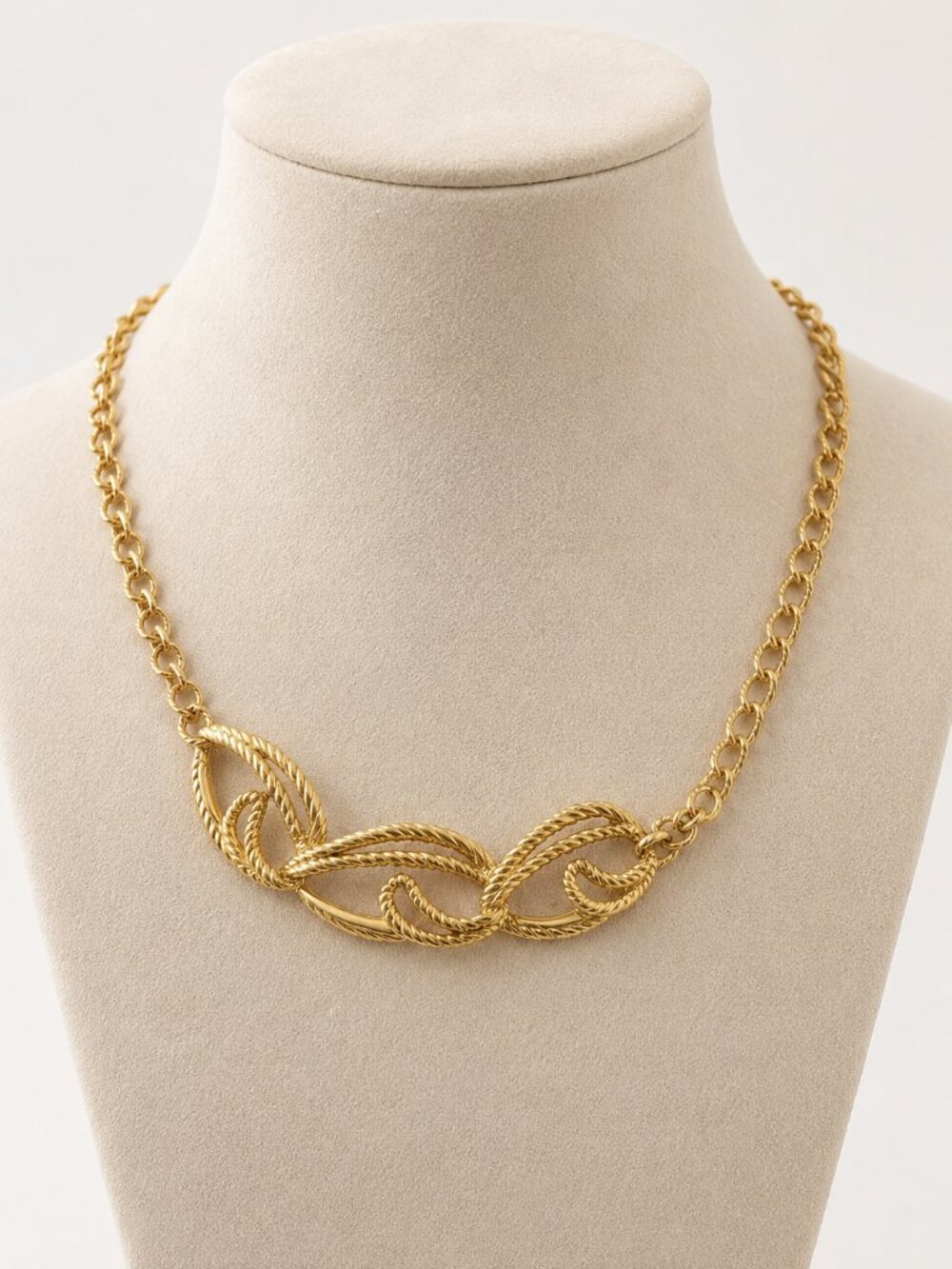 Vintage 1980s Trifari Gold Tone Textured Scroll Statement Necklace